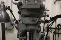 Bridgeport Series I Vertical Knee Mill, X & Y-Axis Servo Power Feeds, 2-Axis Acu-Rite DRO