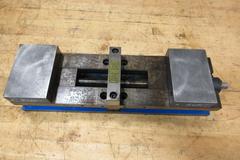 Kurt HDL-6 6" Heavy Duty Machine Vise