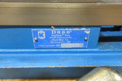 Kurt D688 6" AngLock CNC Milling Vise – w/ Handle