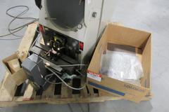 Finite 12" Optical Comparator Model 29 - QMS 2-Axis DRO