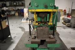 Uni-Hydro 66-24 Hydraulic Press Brake – 66 Ton x 24" Capacity