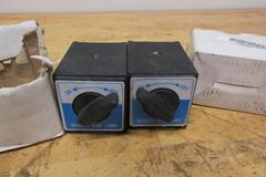 Magnetic On/Off Bases (2)