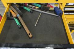 Dewalt 11-Drawer Rolling Tool Chest with Top and Bottom Units and Contents