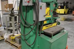 Uni-Hydro 66-24 Hydraulic Press Brake – 66 Ton x 24" Capacity