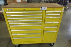 Kennedy 15-Drawer Locking Tool Chest, Portable with Keys and Contents