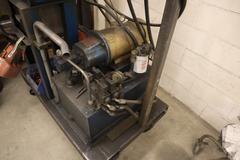 Vogel Tool & Die Model 101-HPP Notching Machine with Custom Unittool Punch, Hydraulic Unit