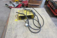 Globe International AA-2-36, 32" x48" Scissor Table, 2000 LBS Lifting Capacity, Remote Foot Switch