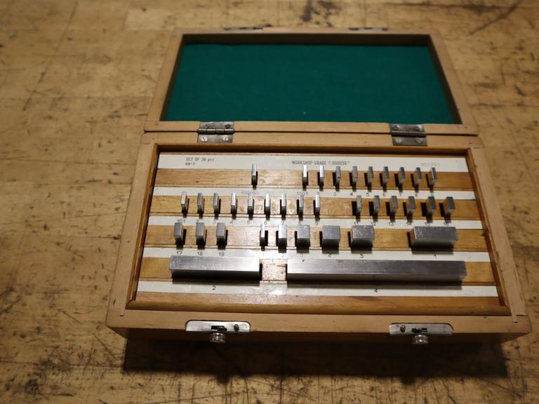 Gage BLock Set - Complet in Wood Box