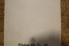 Mitutoyo ToolMakers Microscope, Surface and ProfileIllumination, 2X Lens, 15X Eyepiece Lens, Micrometer Adjust Stage Travels