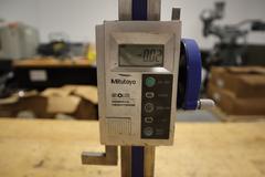 Mitutoyo Absolute Digimatic HDS‑H12"C Height Gage