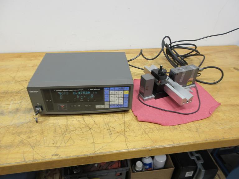 Mitutoyo Laser Scan Micrometer with Measuring LSM-501 and Display Unit LSM-6000
