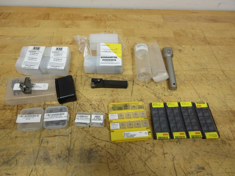 Inserted Turning Tool Holders, (2) Kennametal MCLNR1616H12 5/8" Facing, (6) KM KM20MCLNR11225 Replaceable Heads and Assorted Carbide Inserts **NEW**