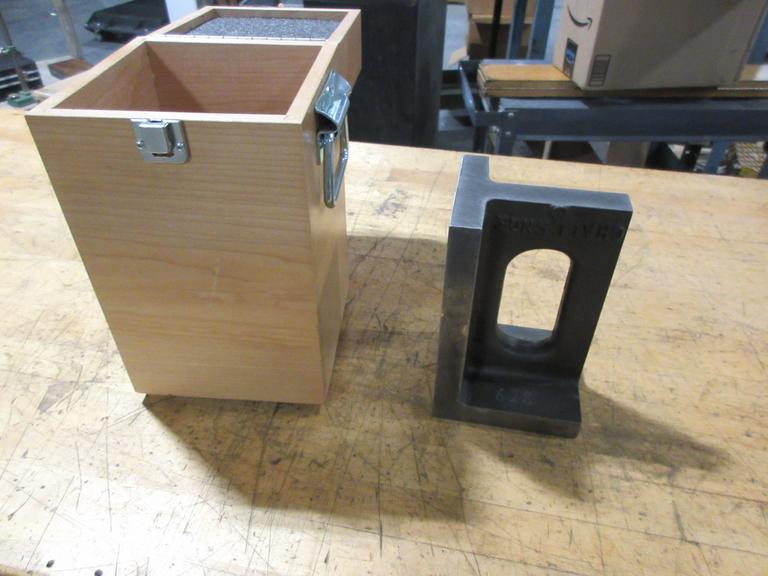 Challenger Precision Ground Angle Plate 5x8x4" in Wood Case