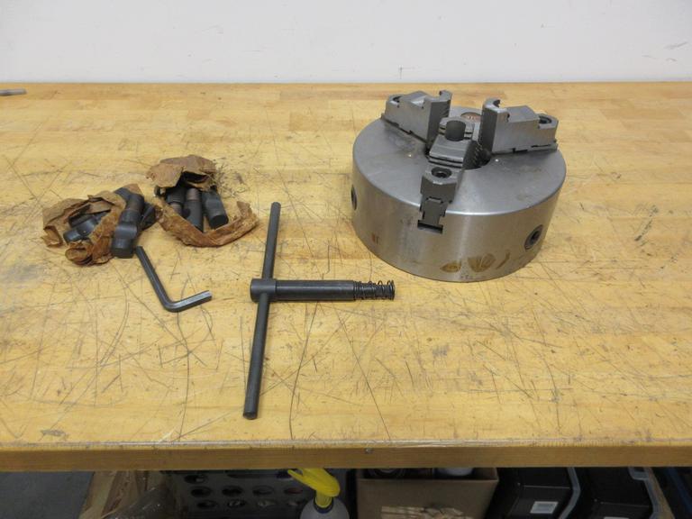 BTC 3-Jaw 10" Manual Lathe Chuck with T-Handle, Reversable Step Jaws and D1-8 Camlock Mounting ** Light Use In Box**