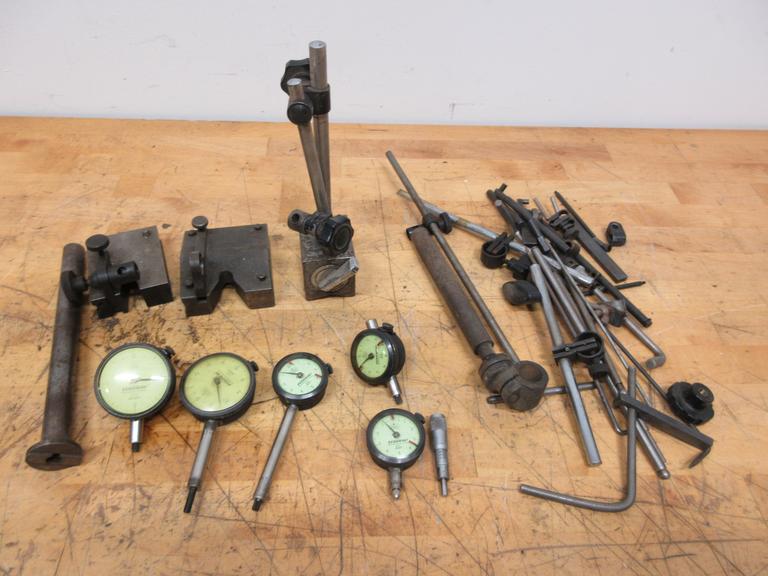 Federal Dial Travel Indicators with Assorted Height Stands and Clamps