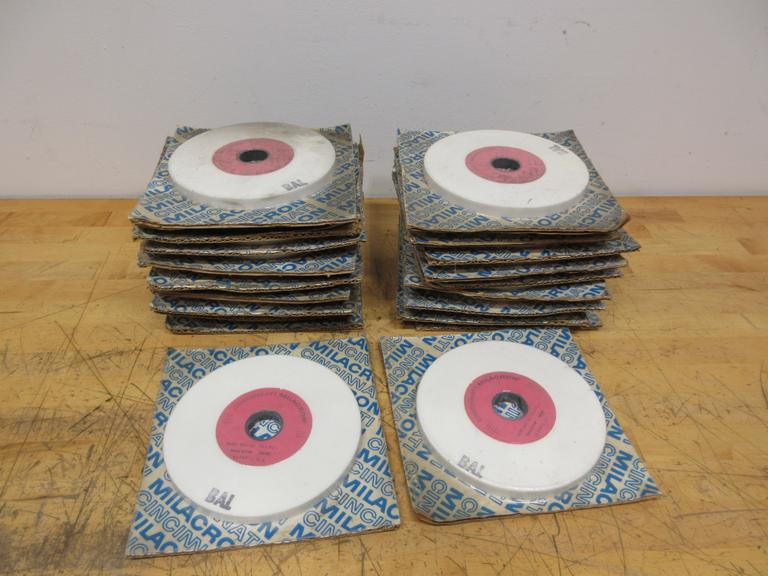 Cincinnati Milacron Surface Grinding Wheels | (20pcs) 7" x 1/2" x 1-1/4"  9A80-M6-VL **New In Packages**