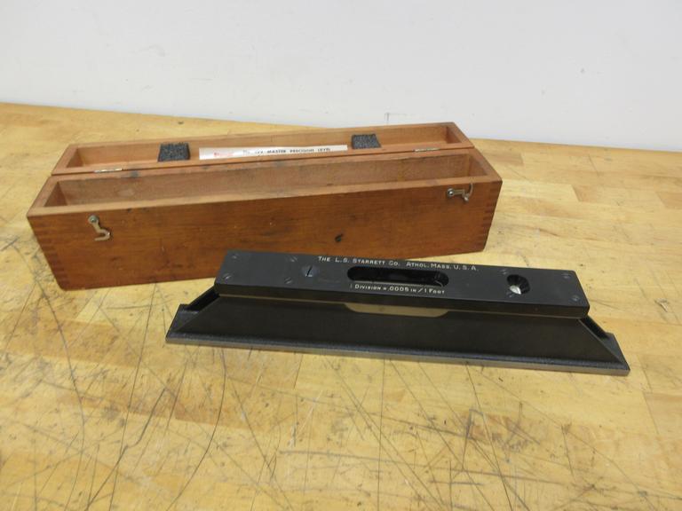 Starrett No.199 Master Precision Level 15" In Wooding Case