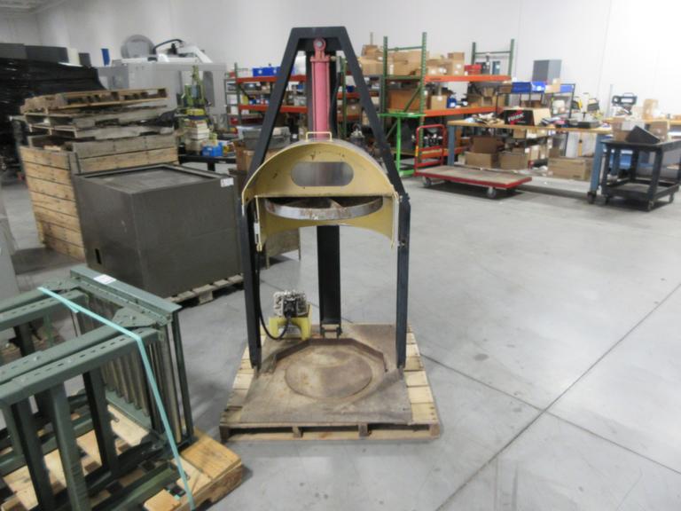 Pig Waste Compactor Model DRM654, Air Over Hydraulic Operation, 12,000 lb Crush Force