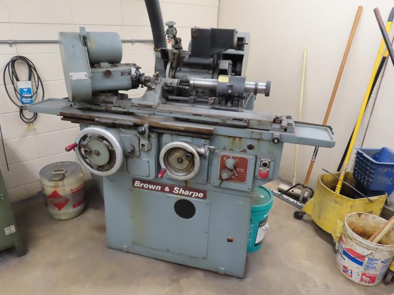 Brown & Sharpe #13 Universal Tool and Cutter Grinder, Motorized Workhead, ID Attachment