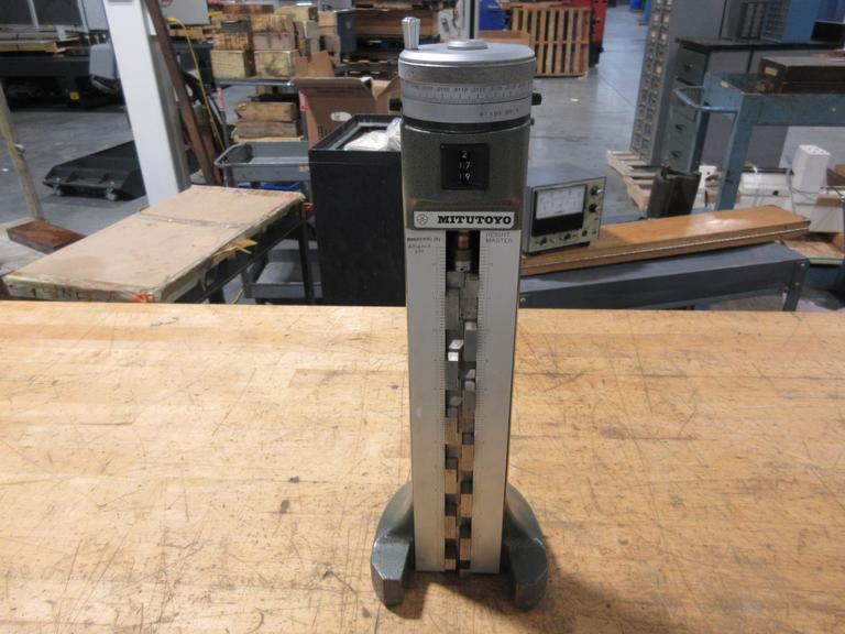 Mitutoyo 12" Height Master Guage with Analog Readout
