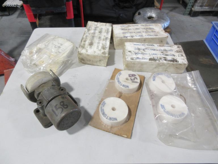 Norton Brake Controlled Truing Device with Spare Wheels and Rectuglar Deburring Stones