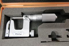 Micrometers | (2) Mitutoyo 0-1" Wall Mics, (1) Mitutoyo (1) Starrett 0-1" Wall Mic, (1) Lufkin 0-1" Pressure Mic, Brown & Sharpe 0-1" Depth Mic