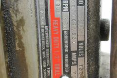 Climax Key Mill, Model 87, with Bolt Down Hardware, Portable Key Way Mill for Round Stock