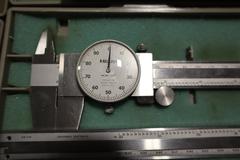 Mitutoyo Verneer Calipers: (4) 12" Dial Type, (2) 8" Digimatic, (1) 12" Absolute Digimatic