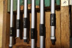 Mitutoyo Inside Micrometer Set, up to 40in