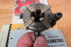 Geometric 9/16 DSA Thread Chasing Head with Sets of Jaws for Multiple Size Heads and Instruction Manuals