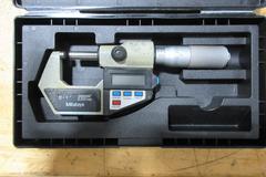 Digital Micrometers 0-1" & 1-2" Travel Ranges, Various Brands, Mitutoyo, Starrett, SPI and Others