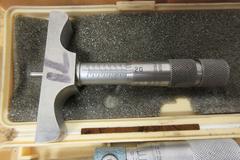 Micrometers | (2) Mitutoyo 0-1" Wall Mics, (1) Mitutoyo (1) Starrett 0-1" Wall Mic, (1) Lufkin 0-1" Pressure Mic, Brown & Sharpe 0-1" Depth Mic