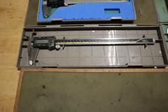 Mitutoyo Verneer Calipers: (4) 12" Dial Type, (2) 8" Digimatic, (1) 12" Absolute Digimatic