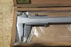 Dial and Vernier 0-6" Calipers, Metric and Standard, Various Brands, (3) Starrett, (2) Mitutoyo, (1) Etalon