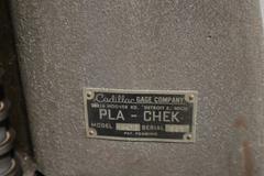 Rahn 27in x 21in 2-Ledge Granite Surface Plate w/ Thru Hole and Cadillac PLA-CHEK HG12 Height Gauge