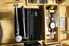 Bore Gages: Mitutoyo, Scherr-Tumico and Standard, with(1) Indi-Cal Bore and Groove Gage