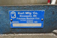 Kurt D675 6" Machine Vise with Steel Jaws