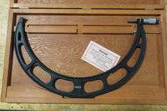 Assorted Set of Micrometers (Ranging 14"-27")