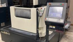 Makino Duo43 CNC Wire Type EDM, MGW-S6 Control, 34.25" x 29.72" Tank