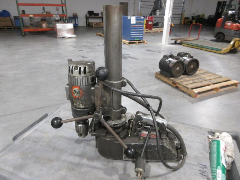 Black & Decker 3/4" Portable Magnetic Drill Press with Jacobs 36KD Keyed Chuck