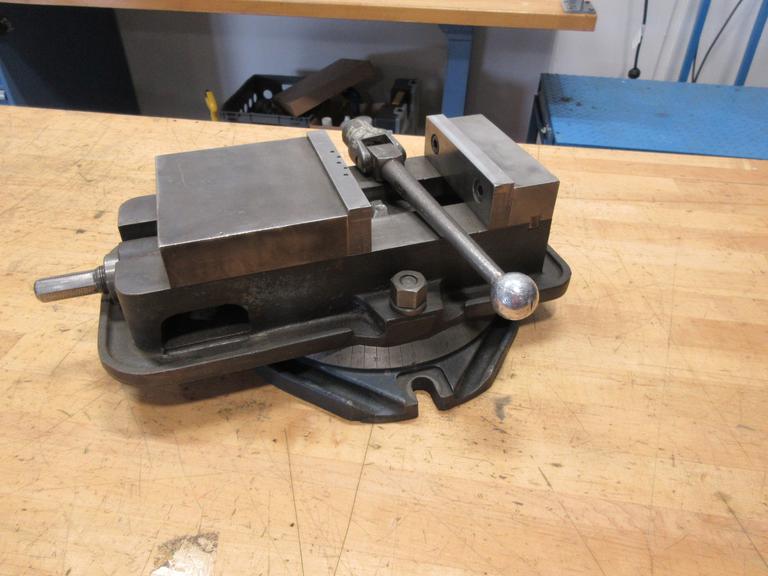 Kurt D-60 6" Machine Vise with Hard Jaws, Swivel Base and Handle