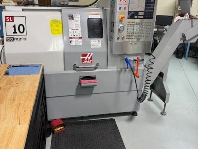Haas SL-10 CNC Turning Center, Haas Coldfire CNC Control, Collet Chuck, Tool Setter, Chip Conveyor