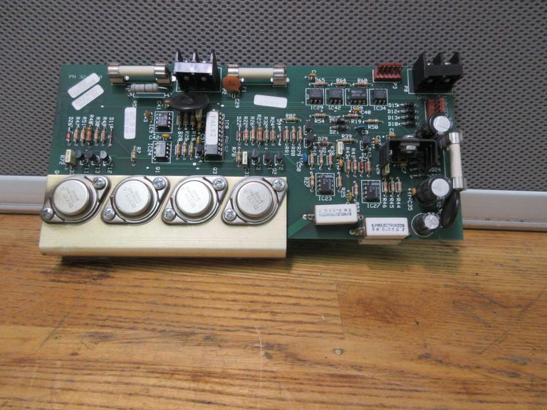  Haas 32-4070H XYZ Brushed Servo Drive Board