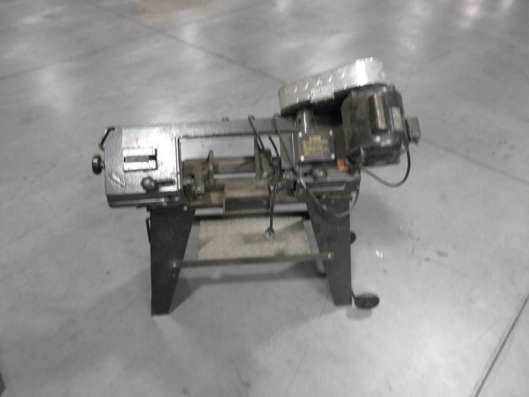 Chicago Forge 4-1/2" Horizontal Bandsaw, 45 Degree Miter, 3 Speed, 110V Single Phase