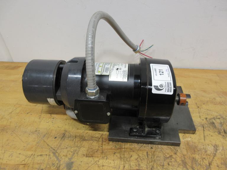  DAYTON AC Gearmotor Model 6Z400A: Parallel, Single Output Shaft, Split-Phase, TEFC, 8.5 RPM, 974 in-lb Max Torque with Dayton 4Z447A Magnetic Disc Brake