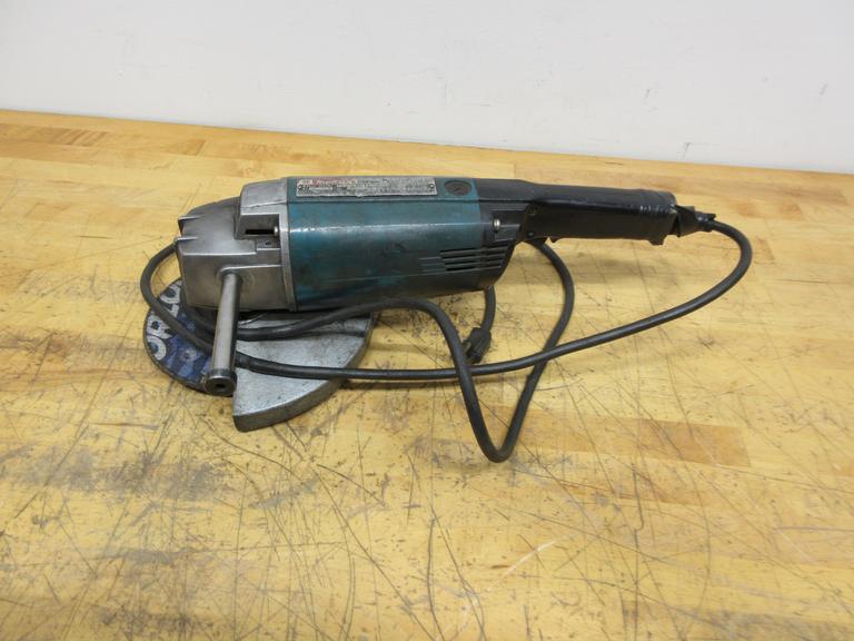 Makita 180mm 7" Disc Grinder 9607BL 15 Amp 115v **Works**