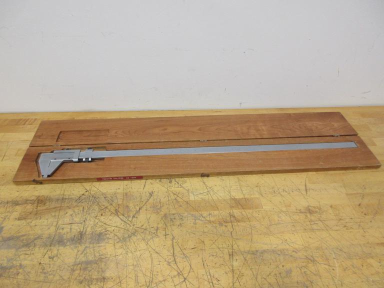 Scherr Tumico 36" Verneer Caliper in Wood Case, 1/1000" on Front, 1/50th mm on Barck Side