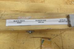 Mitutoyo 1000mm Precision Gage Block in Wood Case,  Actual Measurement 1000.00054mm