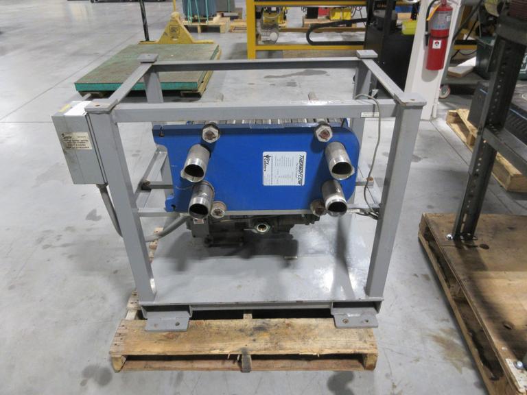 Dry Coolers Inc. Thermo Flow Plate Heat Exchanger with Circulation Pump on Mountable Steel Frame