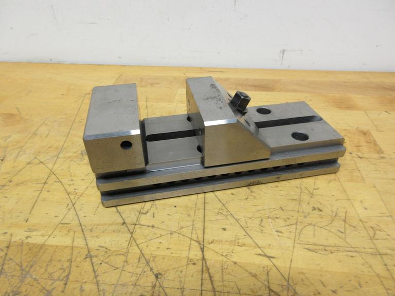 Starrett No. 581 3" Tool Makers Vise 4.5" Max Opening 2.5" Height